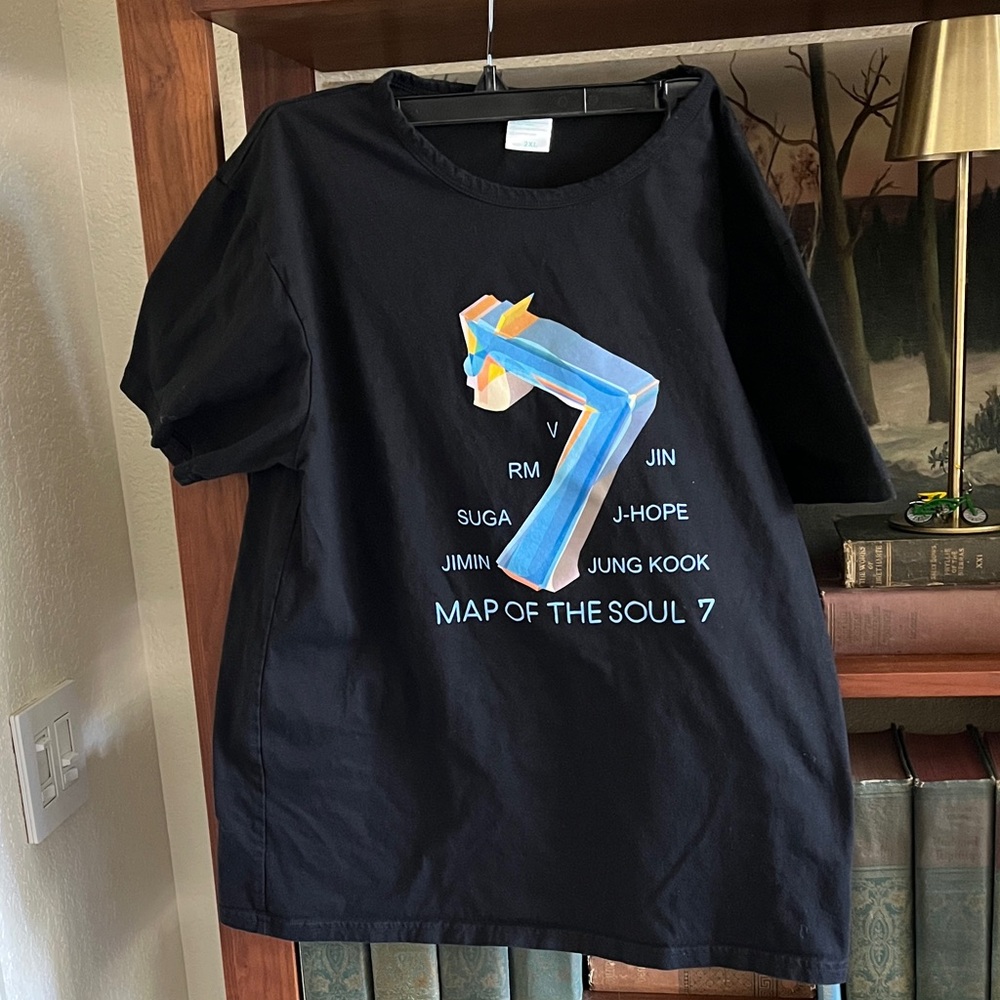 Map of the Soul 7 Graphic Tee - Black